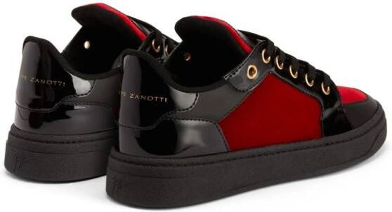 Giuseppe Zanotti GZ94 fluwelen sneakers Zwart
