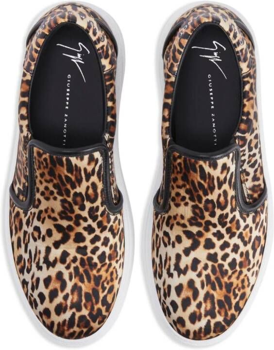 Giuseppe Zanotti GZ94 sneakers met luipaardprint Bruin