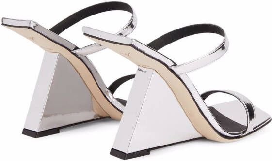 Giuseppe Zanotti Lilii Borea sandalen met dubbele bandjes Zilver