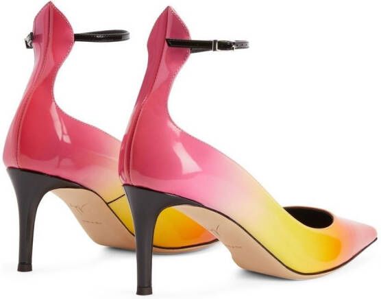 Giuseppe Zanotti Pumps met puntige neus Geel