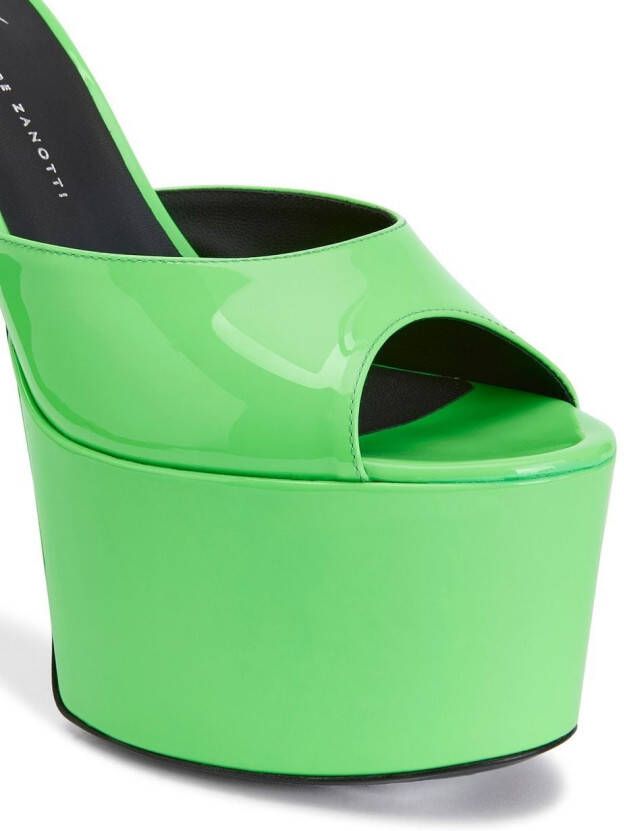 Giuseppe Zanotti Sandalen met plateauzool Groen