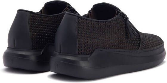 Giuseppe Zanotti Sneakers met studs Bruin