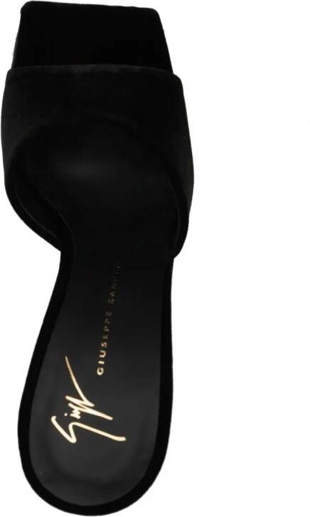 Giuseppe Zanotti Solhene fluwelen sandalen Zwart