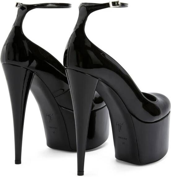 Giuseppe Zanotti Stiletto pumps van lakleer Zwart