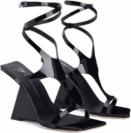 Giuseppe Zanotti Tutankamon lakleren sandalen Zwart