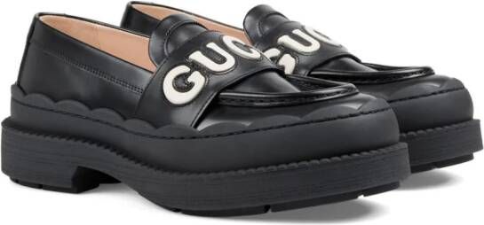 Gucci Loafers met logo-reliëf Zwart