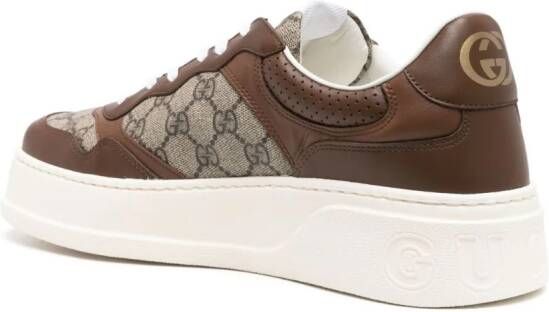 Gucci GG Supreme sneakers met vlakken Bruin