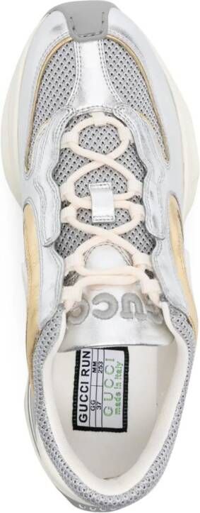 Gucci Runner sneakers met GG logo Zilver