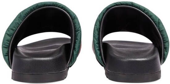 Gucci Slippers met open neus Groen