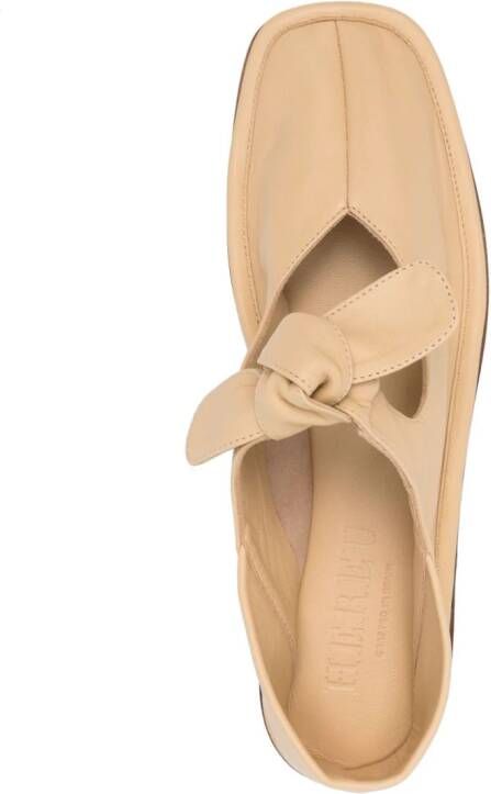 Hereu Llasada leren ballerina's Beige