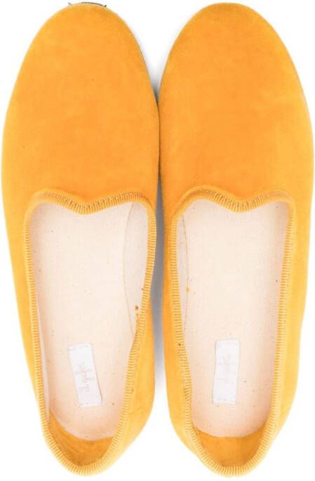 Il Gufo Suède slippers met ronde neus Geel