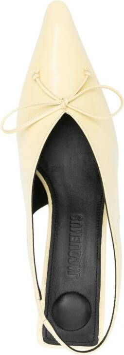 Jacquemus Cubisto 40 mm leren pumps Geel