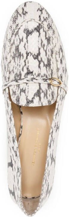 Jennifer Chamandi Loafers met slangenhuid print Wit