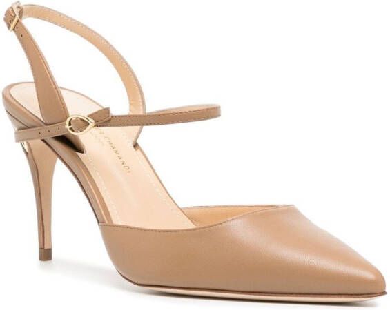 Jennifer Chamandi Vittorio leren slingback pumps Beige