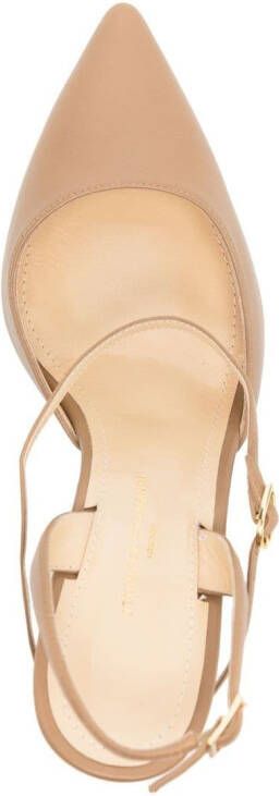 Jennifer Chamandi Vittorio leren slingback pumps Beige