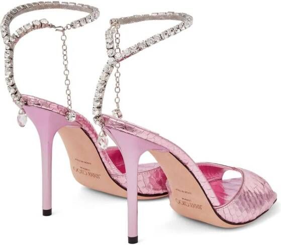 Jimmy Choo Saeda 100mm sandalen met slangenleer-effect Roze