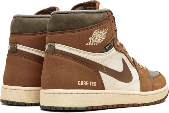 Jordan Air 1 Element "Legend Sand" sneakers Bruin