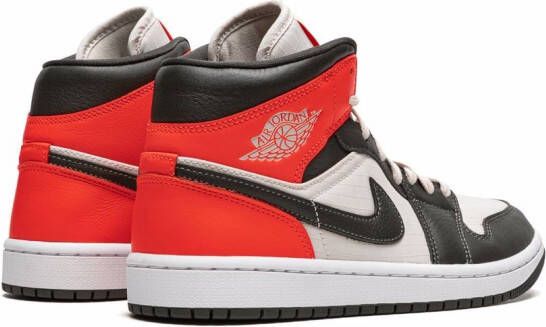 Jordan Air 1 Mid SE sneakers Zwart