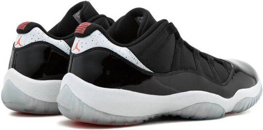 Jordan Air 11 Retro low-top sneakers Zwart