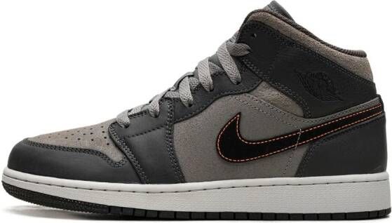 Jordan Kids Air Jordan 1 Mid SE "Night Stadium" sneakers Zwart