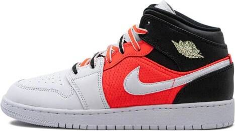 Jordan Kids Air Jordan 1 Mid SE sneakers Zwart