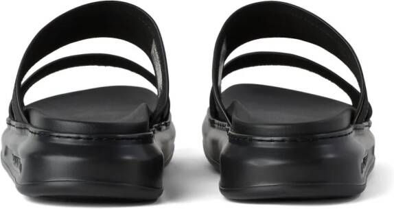 Karl Lagerfeld Kondo Tred slippers met dubbele bandjes Zwart