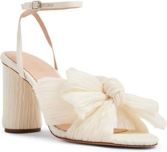 Loeffler Randall Camellia geplooide sandalen Beige