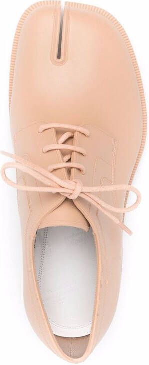 Maison Margiela Tabi brogues Beige