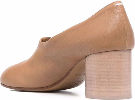 Maison Margiela Tabi decolleté Mary Jane pumps Bruin