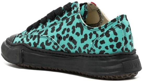 Maison MIHARA YASUHIRO Sneakers met luipaardprint Groen