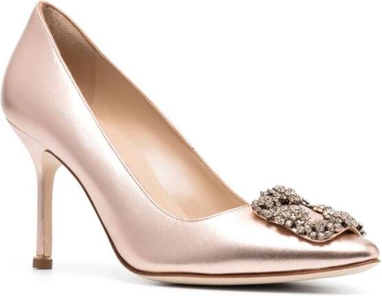 Manolo Blahnik Cleo pumps verfraaid met kristallen Goud