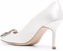 Manolo Blahnik Hangisi pumps met gesp Beige - Thumbnail 3