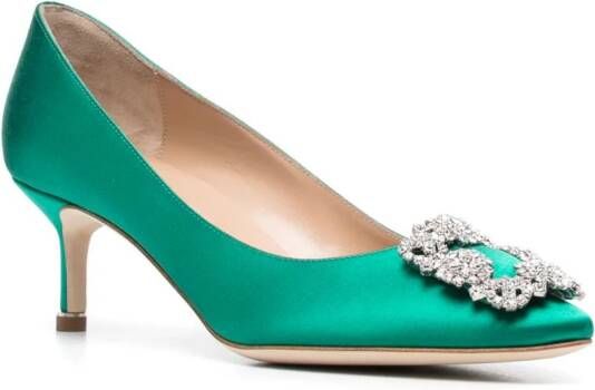 Manolo Blahnik Hangisi pumps met kristallen gesp Groen