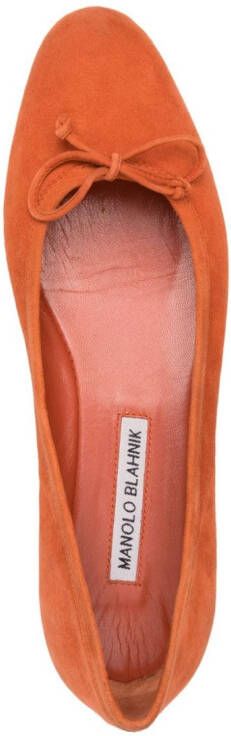 Manolo Blahnik Veralli ballerina's Oranje