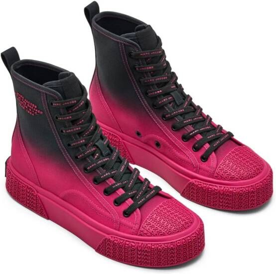 Marc Jacobs Sneakers met logo-reliëf Roze
