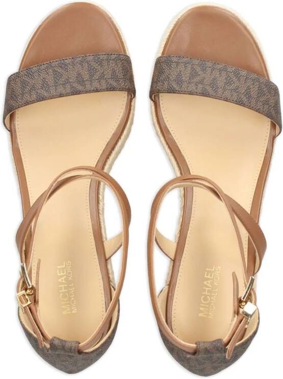 Michael Kors Serena sandalen met sleehak Bruin