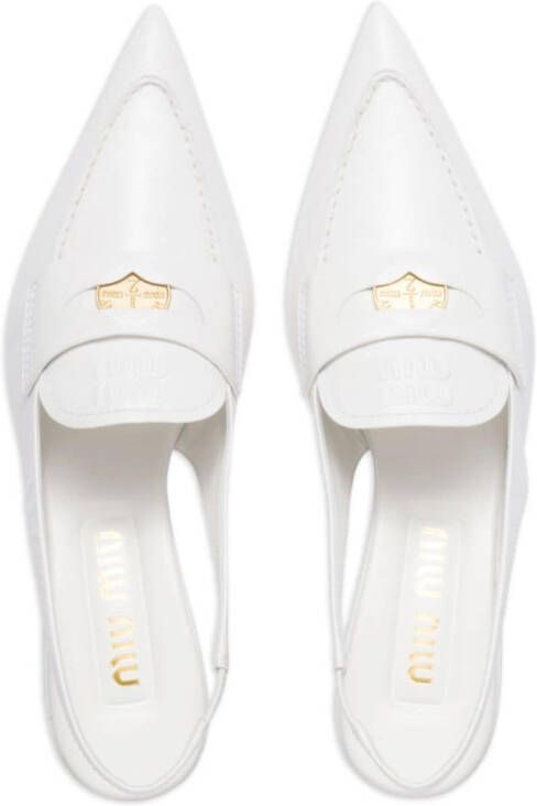 Miu Leren loafers Wit