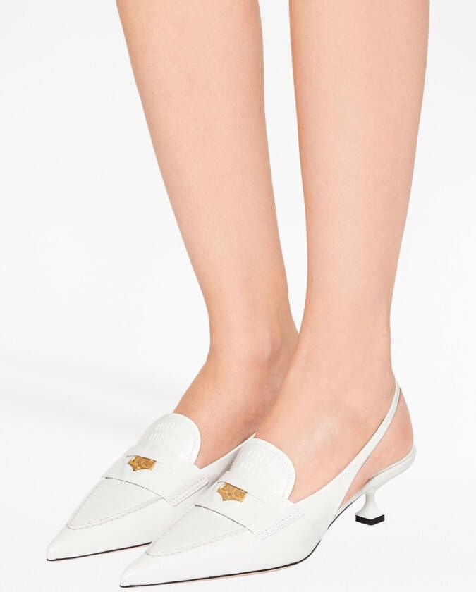 Miu Leren loafers Wit