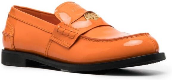 Miu Loafers met logoplakkaat Oranje