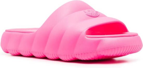 Moncler Lilo gewattteerde slippers Roze