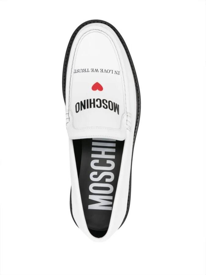 Moschino Leren loafers Wit