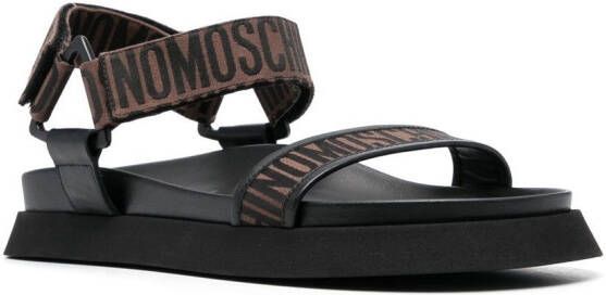 Moschino Sandalen met logo jacquard Bruin