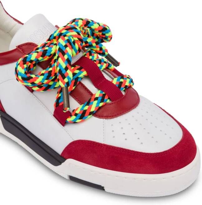 Moschino Streetball sneakers met vlakken Wit