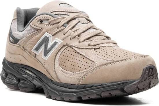 New Balance 2002R suède sneakers met logo-applicatie Beige