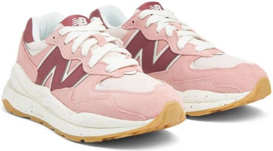 New Balance 5740 suède sneakers Roze