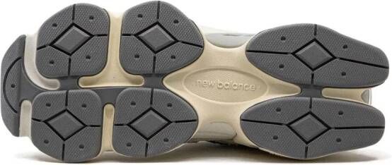 New Balance 9060 suède sneakers Beige