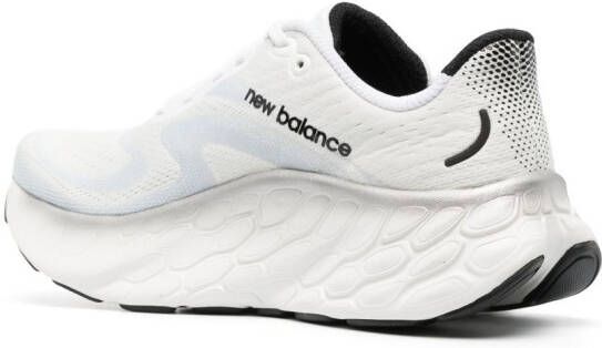 New Balance Fresh Foam X More v4 sneakers Wit