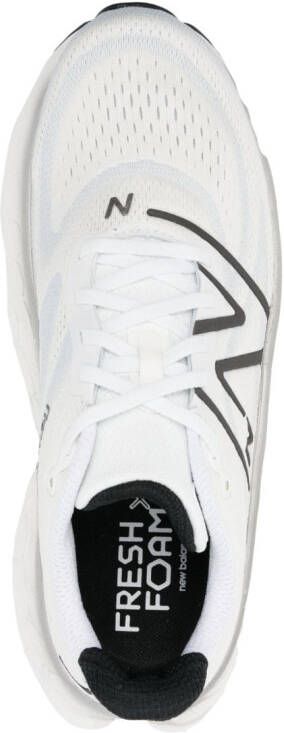 New Balance Fresh Foam X More v4 sneakers Wit