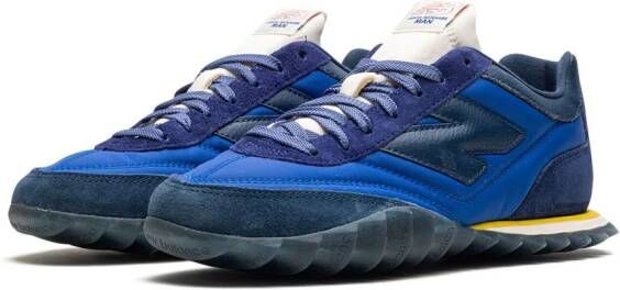 New Balance RC30 sneakers met colourblocking Blauw