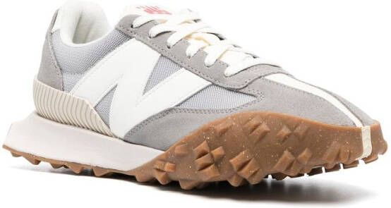 New Balance UXC72RF sneakers met suède vlakken Grijs